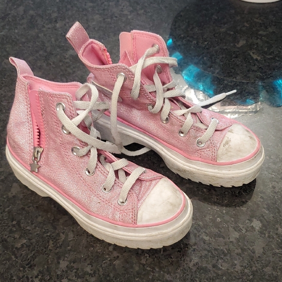 Converse Kids Shimmering Pink High-Tops - Picture 1 of 7